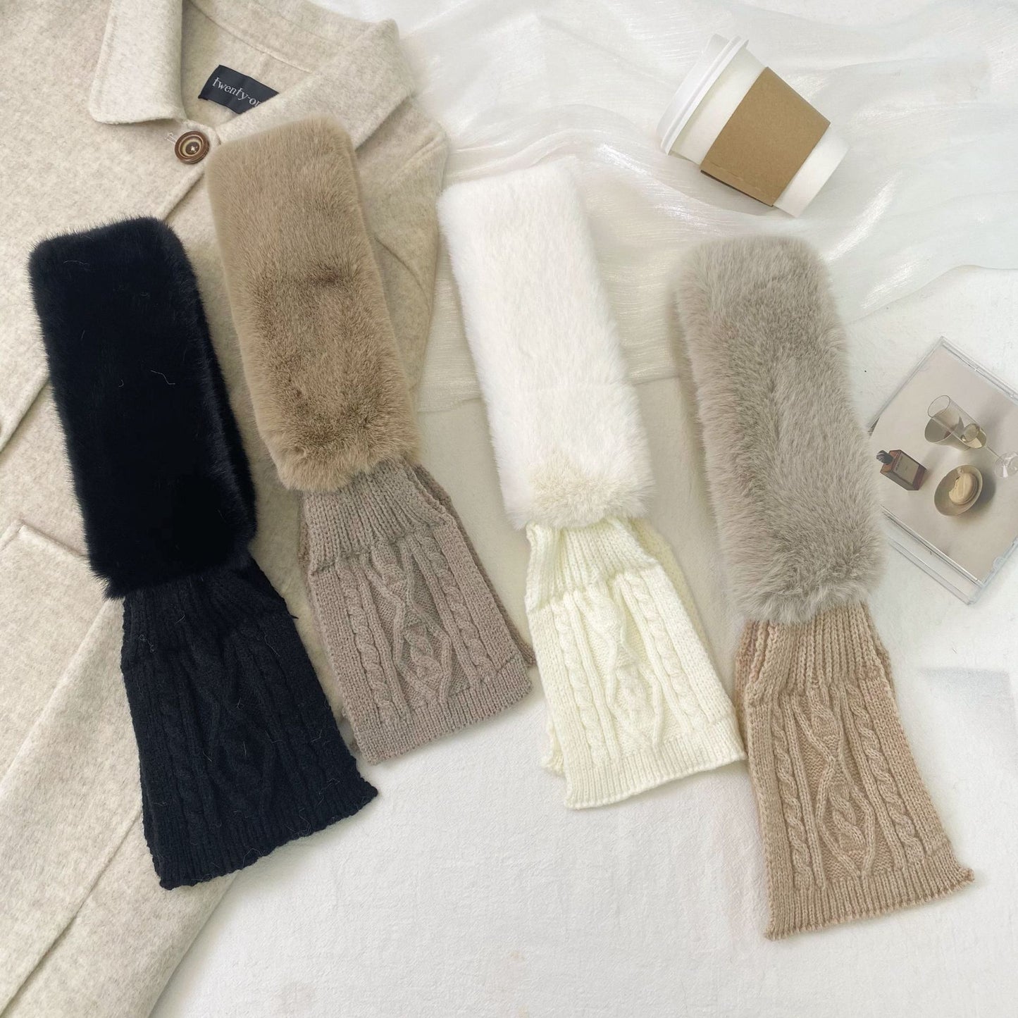 BUFANDA CRUZADA DE FELPA (2x1)- L0147